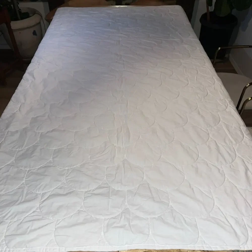 Hästens White Mattress Cover 80x69 Quilted Cotton & Tencel Fill Corner Straps